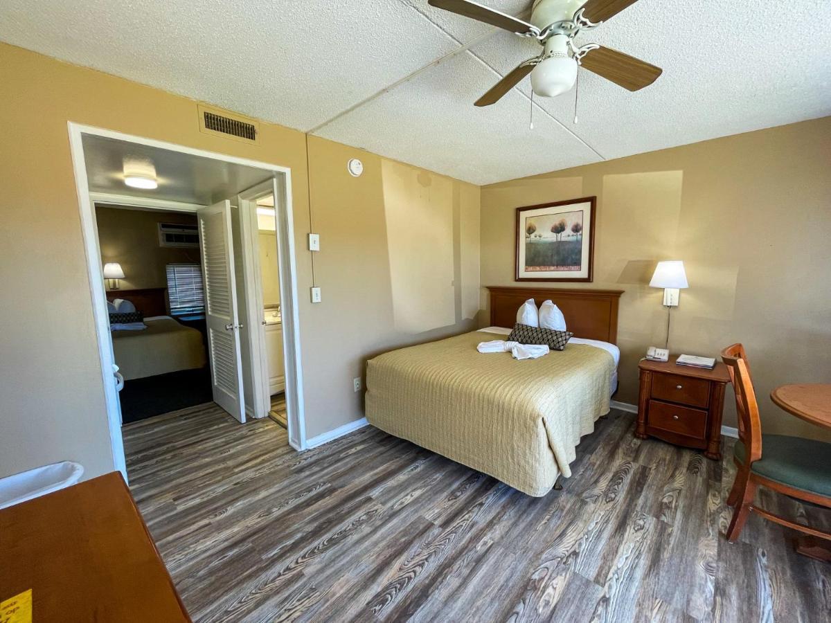 Oceanfront Viking Motel Myrtle Beach Extérieur photo